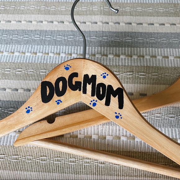FREE WITH $40 PURCHASE PERSONALIZED HANGERS - Picture 7 of 7
